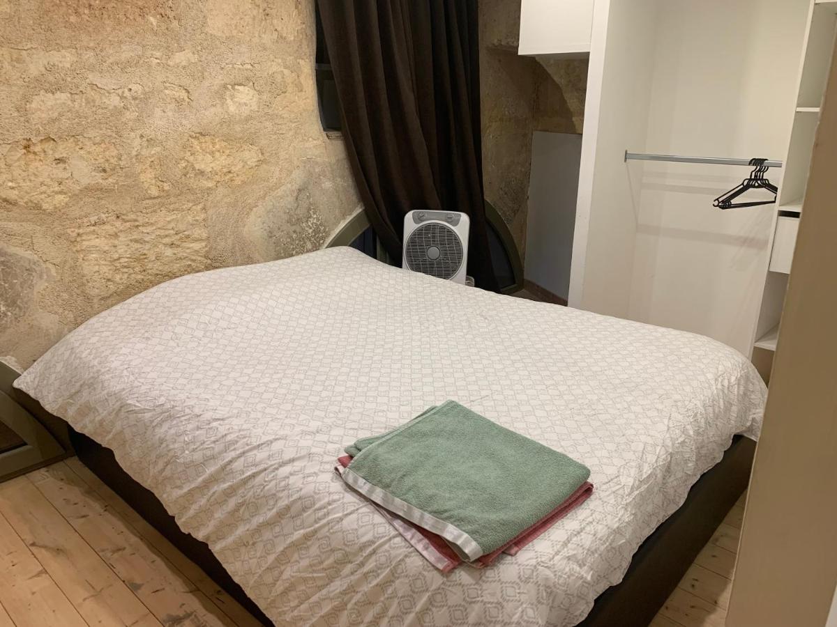 Appartement Cosy Avec Climatisation Et Patio Centre Historique De Bordeaux Eksteriør bilde
